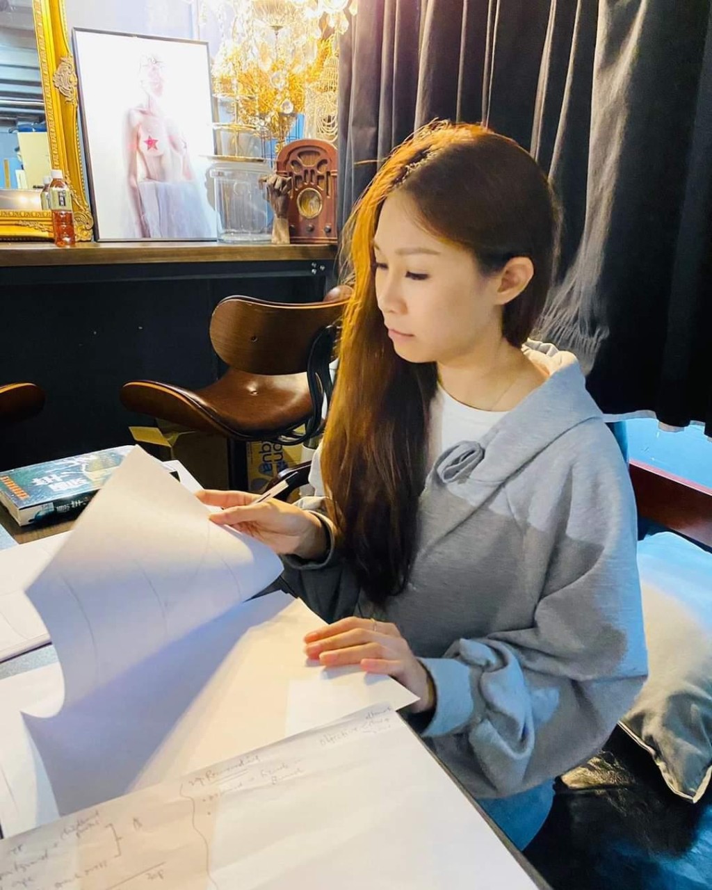 原先打算將經歷撰寫成書，但種種原因令計劃暫時擱置。